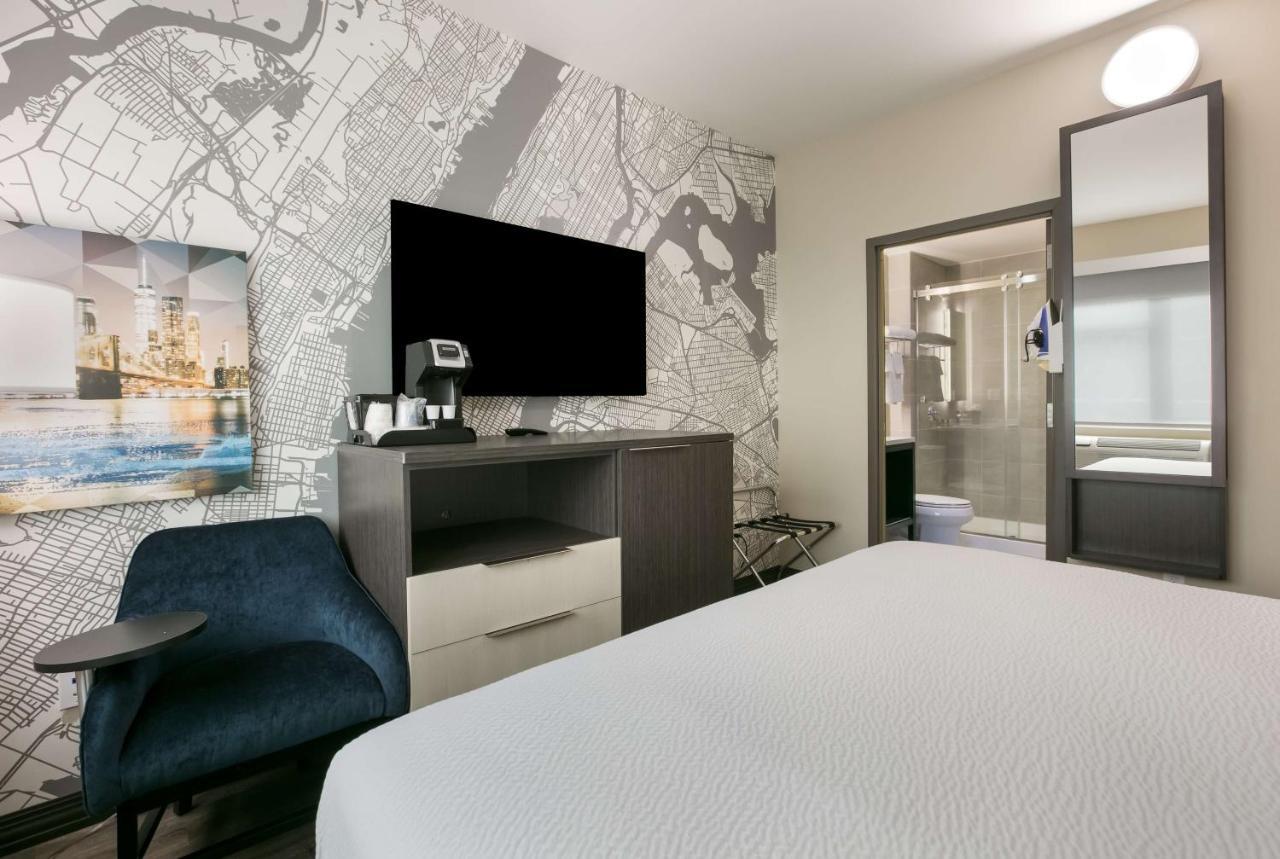 Best Western Plus Executive Residency Bronx New York Exterior photo